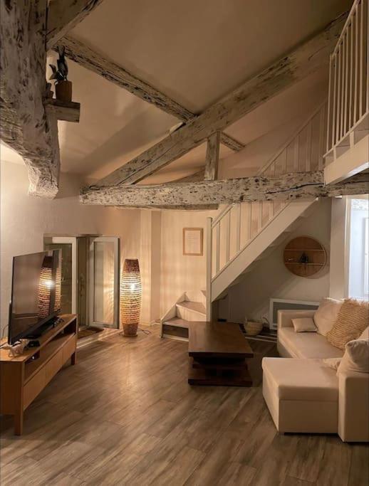 Appartement Cocooning, Climatise, Au Coeur D'أجان المظهر الخارجي الصورة